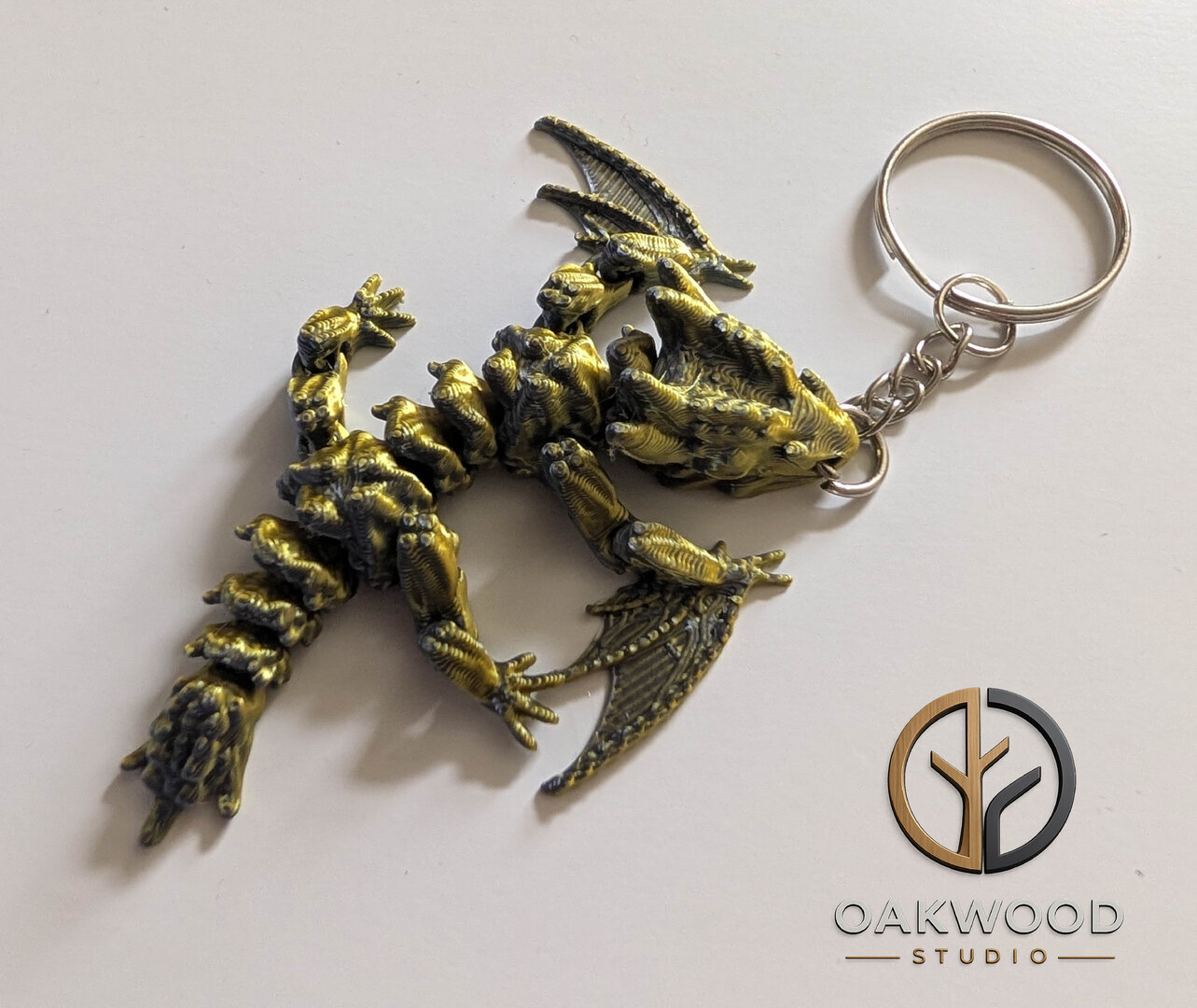Winged Dragon keyring (Grey/Yellow)